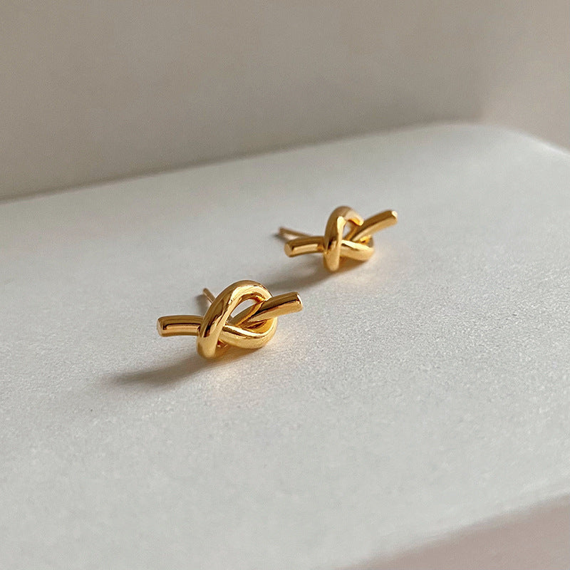 Aurevina Classic Knot Stud Earrings